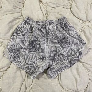 Lululemon Hotty Hot Shorts Tall